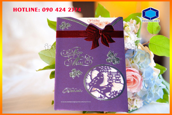 xuong-in-thiep-cuoi-nhanh-re-mau-KN190-tim
